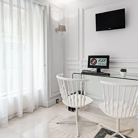 Hotel Exe Centre 3*